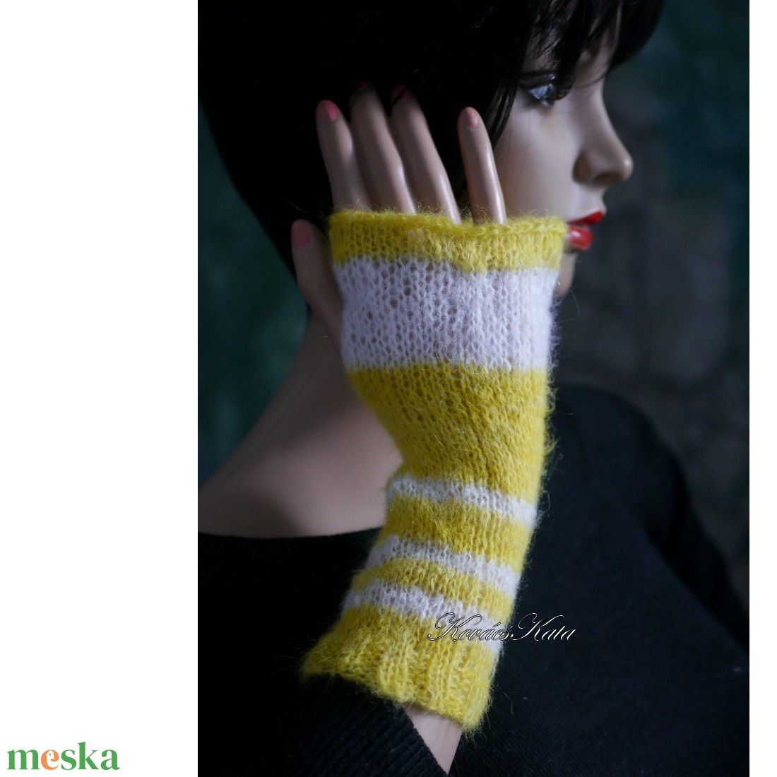 PILLE KESZTYŰ / suri alpaka - exkluzív kézzel kötött kesztyűszár, kézmelegítő / kénsárga-ivory KÉSZLETEN   - ruha & divat - sál, sapka, kendő - kesztyű - Meska.hu