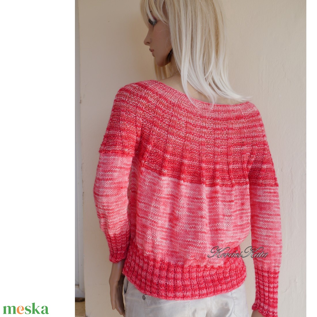 CRAZY REGINA / korall - exkluzív egyedi festésű kézzel kötött finomgyapjú pulóver  - ruha & divat - női ruha - pulóver - Meska.hu