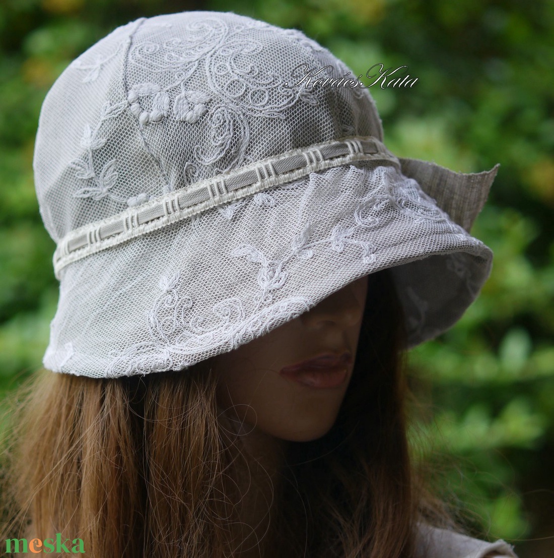 MELISSA cloche - antik tüllcsipkés lenvászon flapper kalap - ruha & divat - sál, sapka, kendő - kalap - Meska.hu