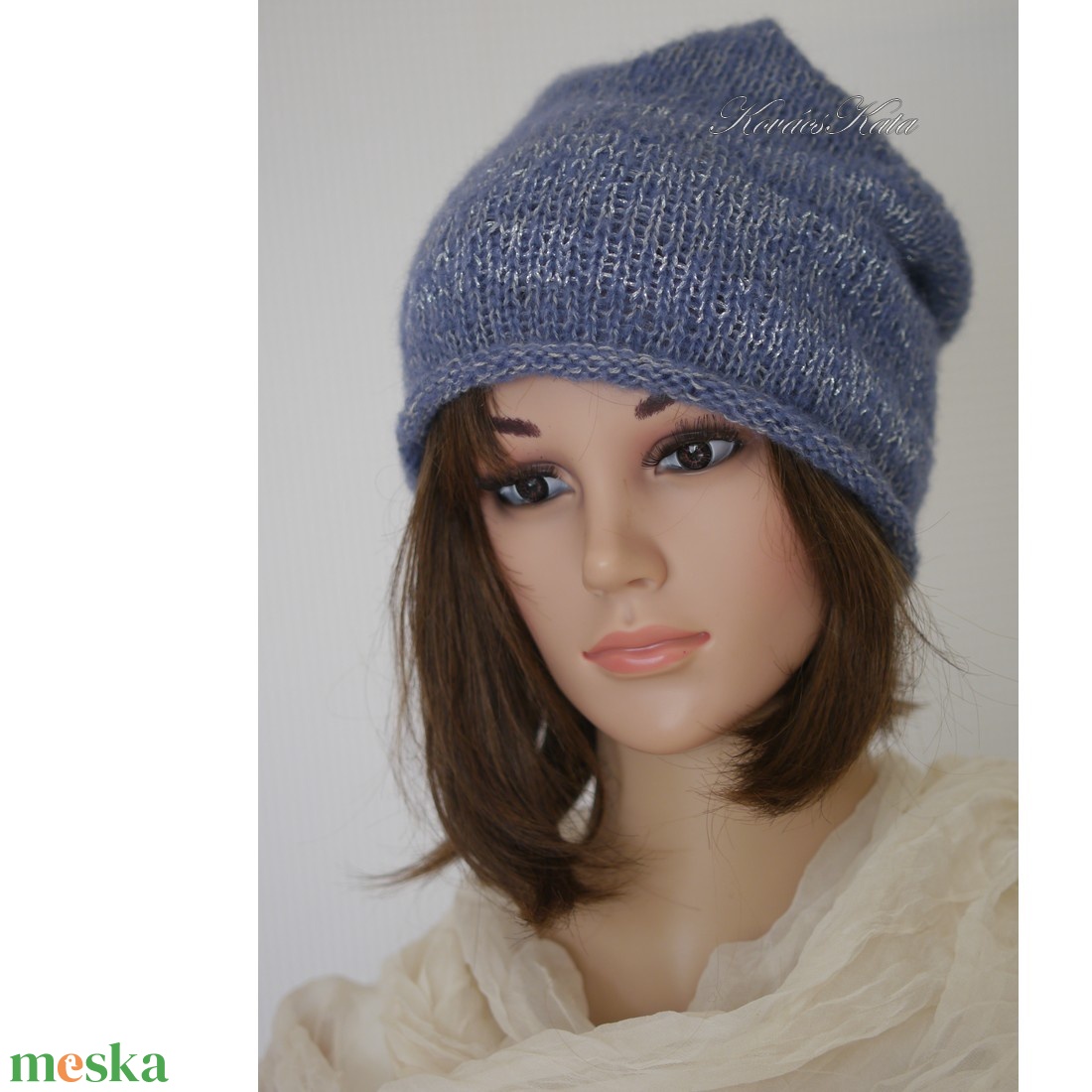 DAPHNE - trendi kézzel kötött slouchy sapka / farmerkék, ezüst - ruha & divat - sál, sapka, kendő - sapka - Meska.hu