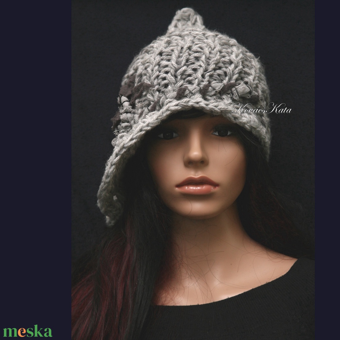 CLOCHE-ART - extravagáns kézzel kötött kalap - ruha & divat - sál, sapka, kendő - sapka - Meska.hu