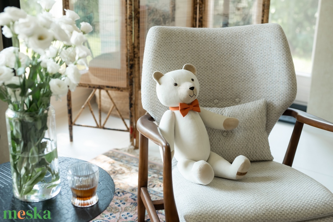 Brum Bear fehér, kézzel készített, sorszámozott prémium teddy maci szép ajándék lánybúcsúra, babaváróra, évfordulóra - játék & sport - plüssállat & játékfigura - maci - Meska.hu Brum Bear fehér, kézzel készített, sorszámozott prémium teddy maci szép ajándék lánybúcsúra, babaváróra, évfordulóra - játék & sport - plüssállat & játékfigura - maci - Meska.hu