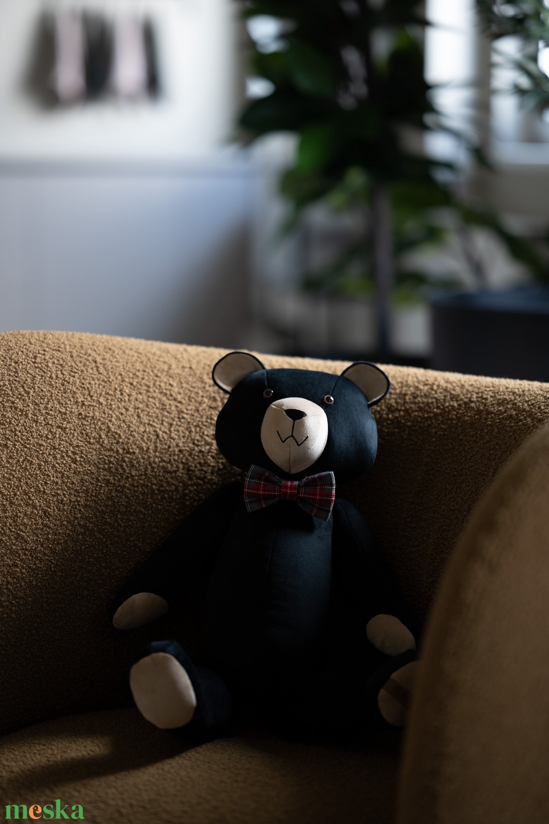 Brum Bear fekete, kézzel készített, sorszámozott prémium teddy maci egyedi ajándék, legénybúcsúra, évfordulóra - játék & sport - plüssállat & játékfigura - maci - Meska.hu Brum Bear fekete, kézzel készített, sorszámozott prémium teddy maci egyedi ajándék, legénybúcsúra, évfordulóra - játék & sport - plüssállat & játékfigura - maci - Meska.hu