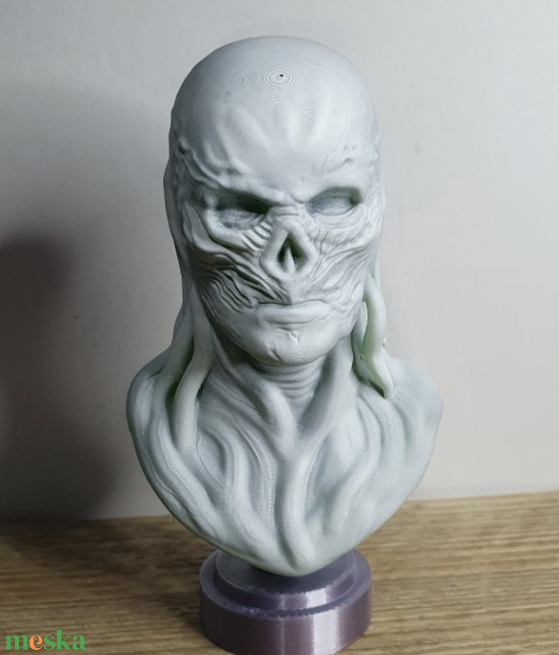 Strainger Things Vekna mellszobor. - otthon & életmód - dekoráció - asztal és polc dekoráció - asztaldísz - Meska.hu