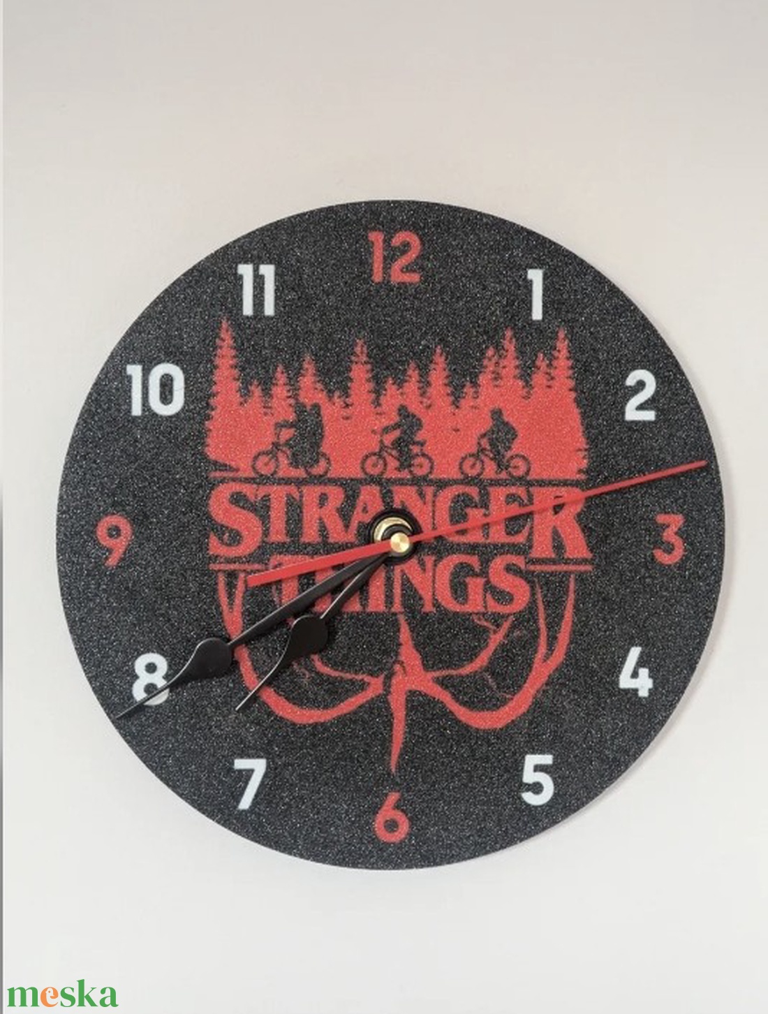 Stranger things, falióra. - otthon & életmód - dekoráció - fali és függő dekoráció - falióra & óra - Meska.hu