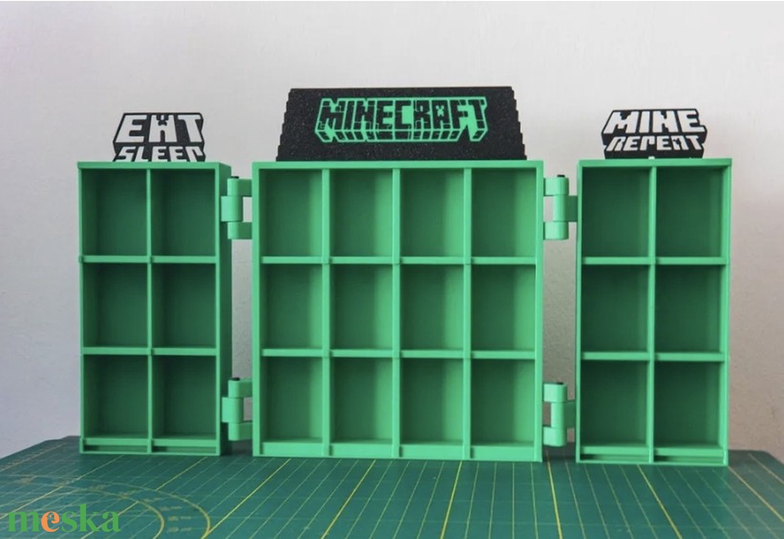 Minecraft,Kinder joy tartó. - otthon & életmód - dekoráció - asztal és polc dekoráció - asztaldísz - Meska.hu