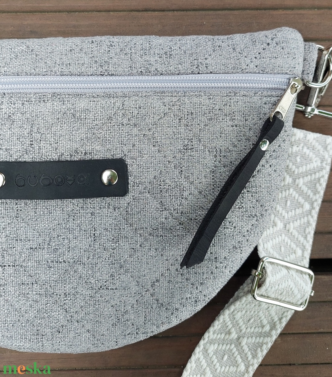 Grammicus kollekció - szürke, anyagában steppelt oldal - és övtáska/Bum Bag/Fanny Pack/Waist Bag/Belt Bag - táska & tok - övtáska - Meska.hu Grammicus kollekció - szürke, anyagában steppelt oldal - és övtáska/Bum Bag/Fanny Pack/Waist Bag/Belt Bag - táska & tok - övtáska - Meska.hu