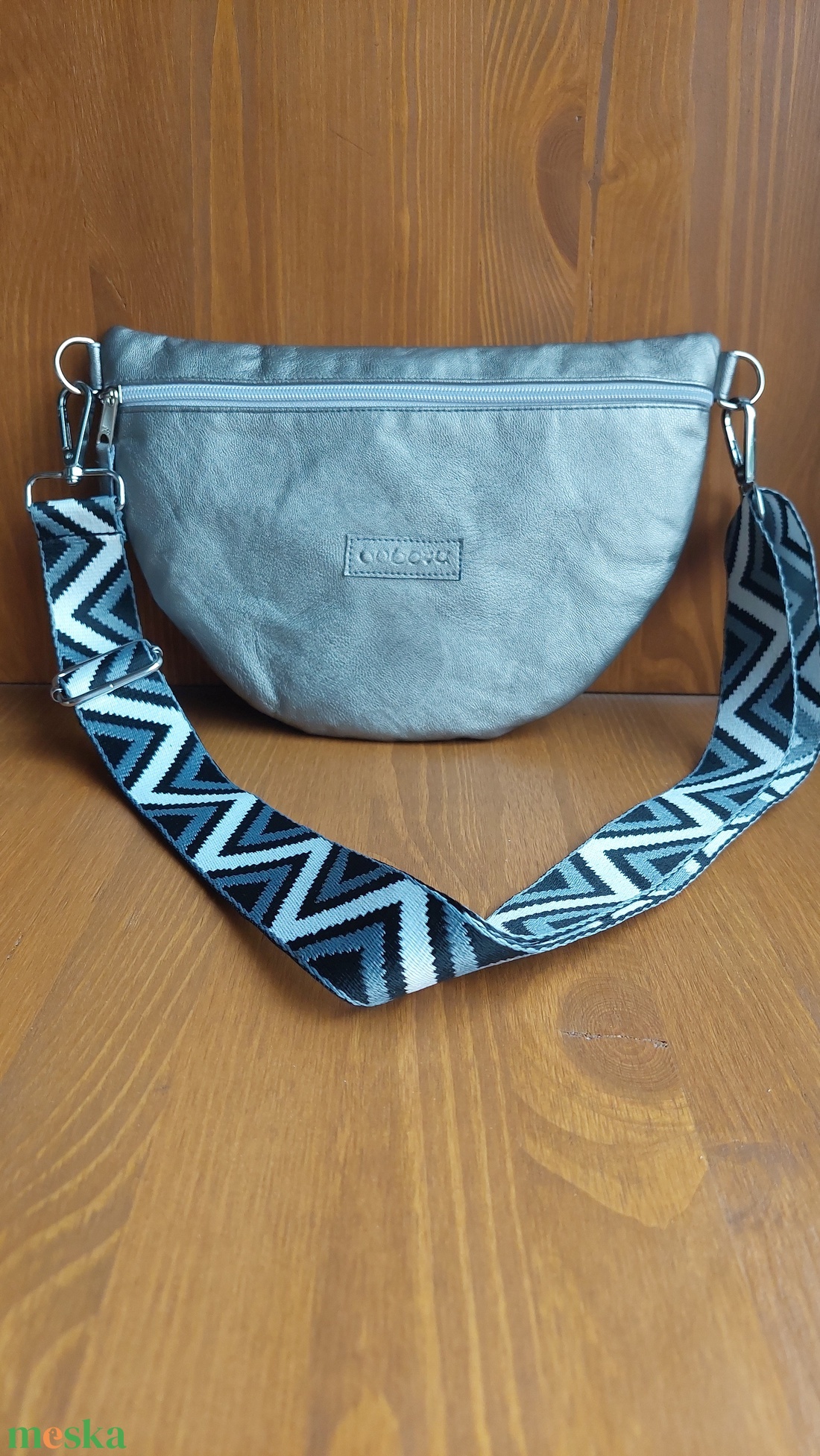 Grammicus kollekció - bézs, anyagában steppelt oldal - és övtáska/Bum Bag/Fanny Pack/Waist Bag/Belt Bag - táska & tok - övtáska - Meska.hu