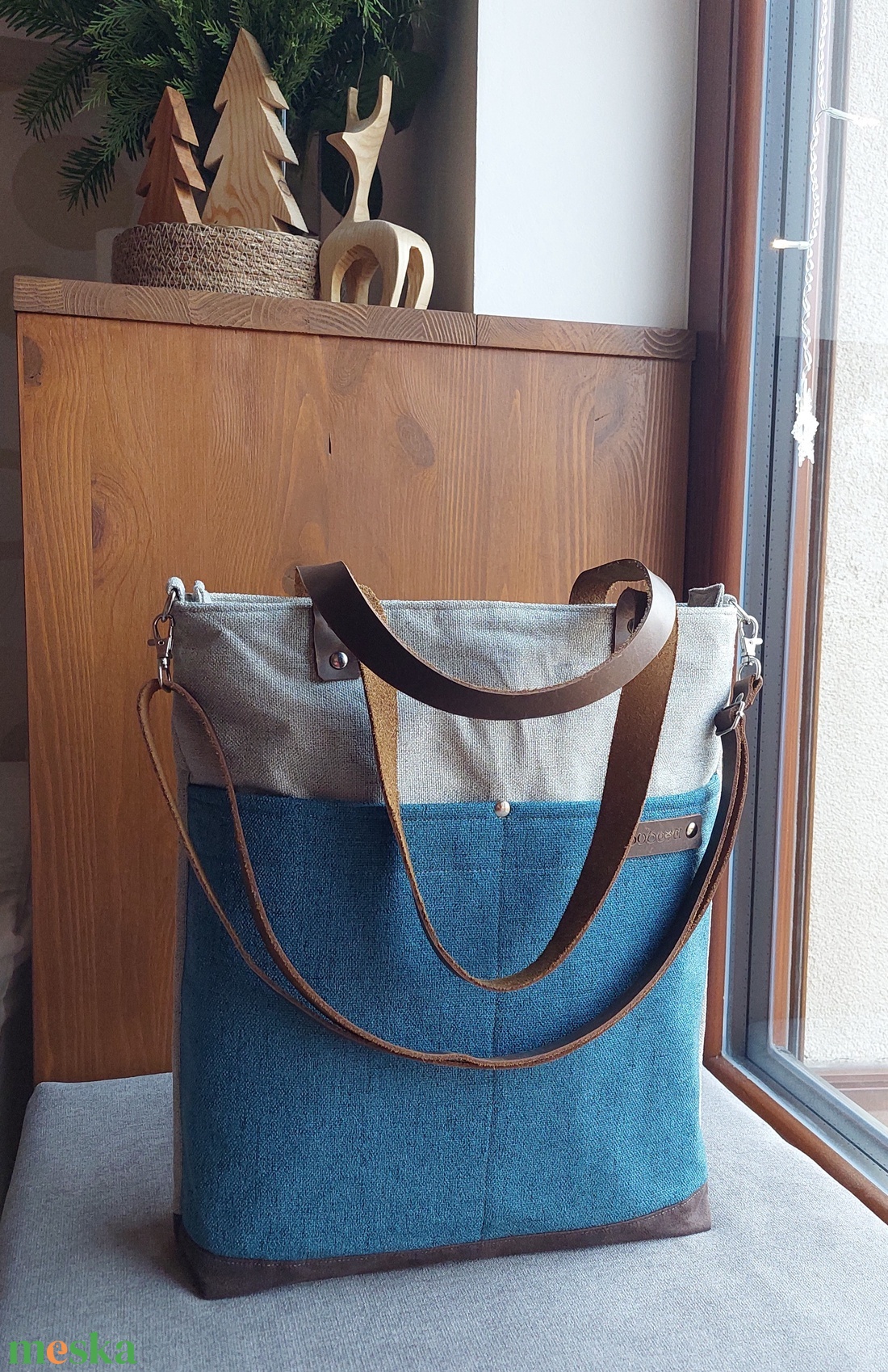 CAPENSIS kollekció - Variálható valódi bőr pántos bézs-barna szövettáska petrol zsebekkel - táska & tok - variálható táska - Meska.hu