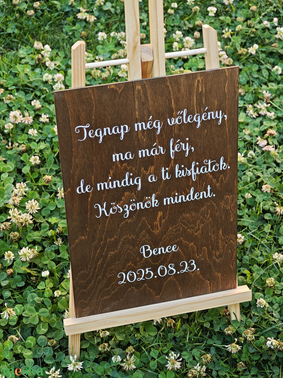 Esküvői tábla Tegnap még vőlegény, ma már férj de mindig a ti kisfiatok. - esküvő - dekoráció - tábla & jelzés - Meska.hu Esküvői tábla Tegnap még vőlegény, ma már férj de mindig a ti kisfiatok. - esküvő - dekoráció - tábla & jelzés - Meska.hu