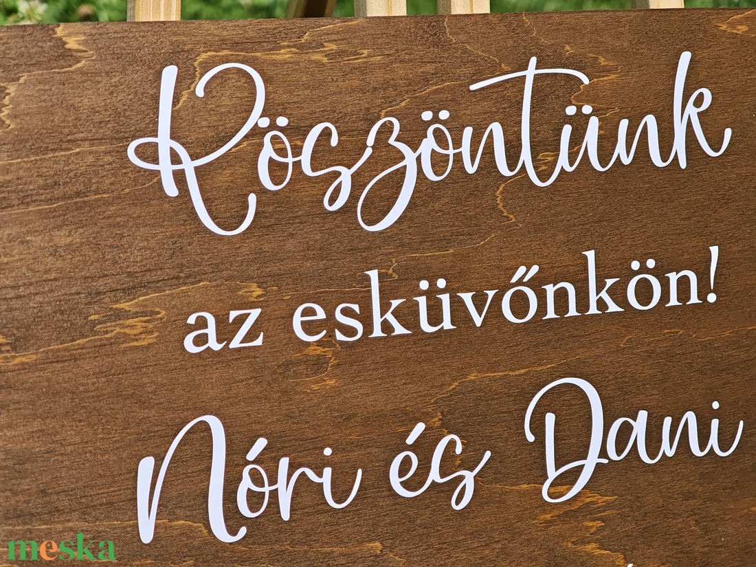 Esküvői üdvözlő tábla Köszöntünk az esküvőnkön - esküvő - dekoráció - tábla & jelzés - Meska.hu Esküvői üdvözlő tábla Köszöntünk az esküvőnkön - esküvő - dekoráció - tábla & jelzés - Meska.hu