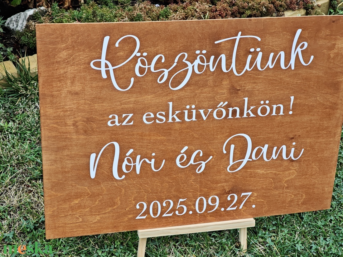Esküvői üdvözlő tábla Köszöntünk az esküvőnkön - esküvő - dekoráció - tábla & jelzés - Meska.hu Esküvői üdvözlő tábla Köszöntünk az esküvőnkön - esküvő - dekoráció - tábla & jelzés - Meska.hu