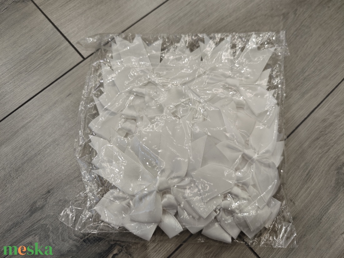 Masni - karácsony - karácsonyi ajándékozás - karácsonyi ajándékcsomagolás - Meska.hu