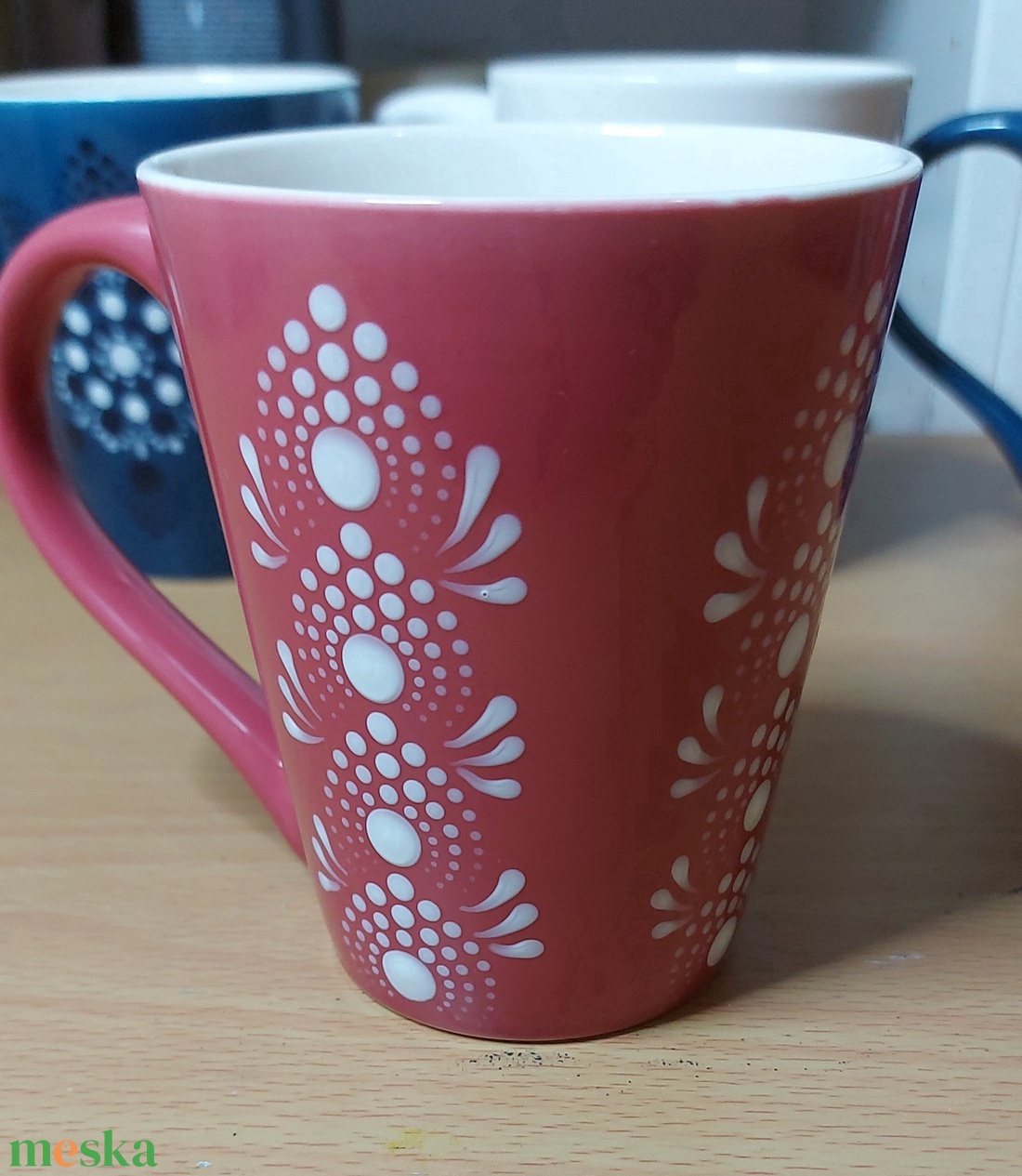 Porcelánbögrék pontfestéssel díszítve - otthon & életmód - konyhafelszerelés, tálalás - tálalás - bögre & csésze - Meska.hu