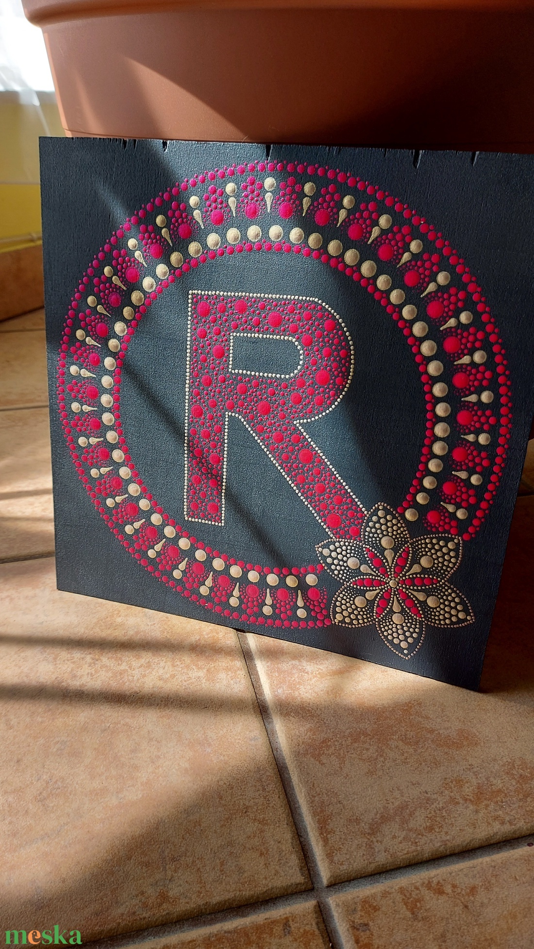 Pontfestés technikával készült monogram mandala - otthon & életmód - dekoráció - ajtó- és ablak dekoráció - ajtótábla - Meska.hu