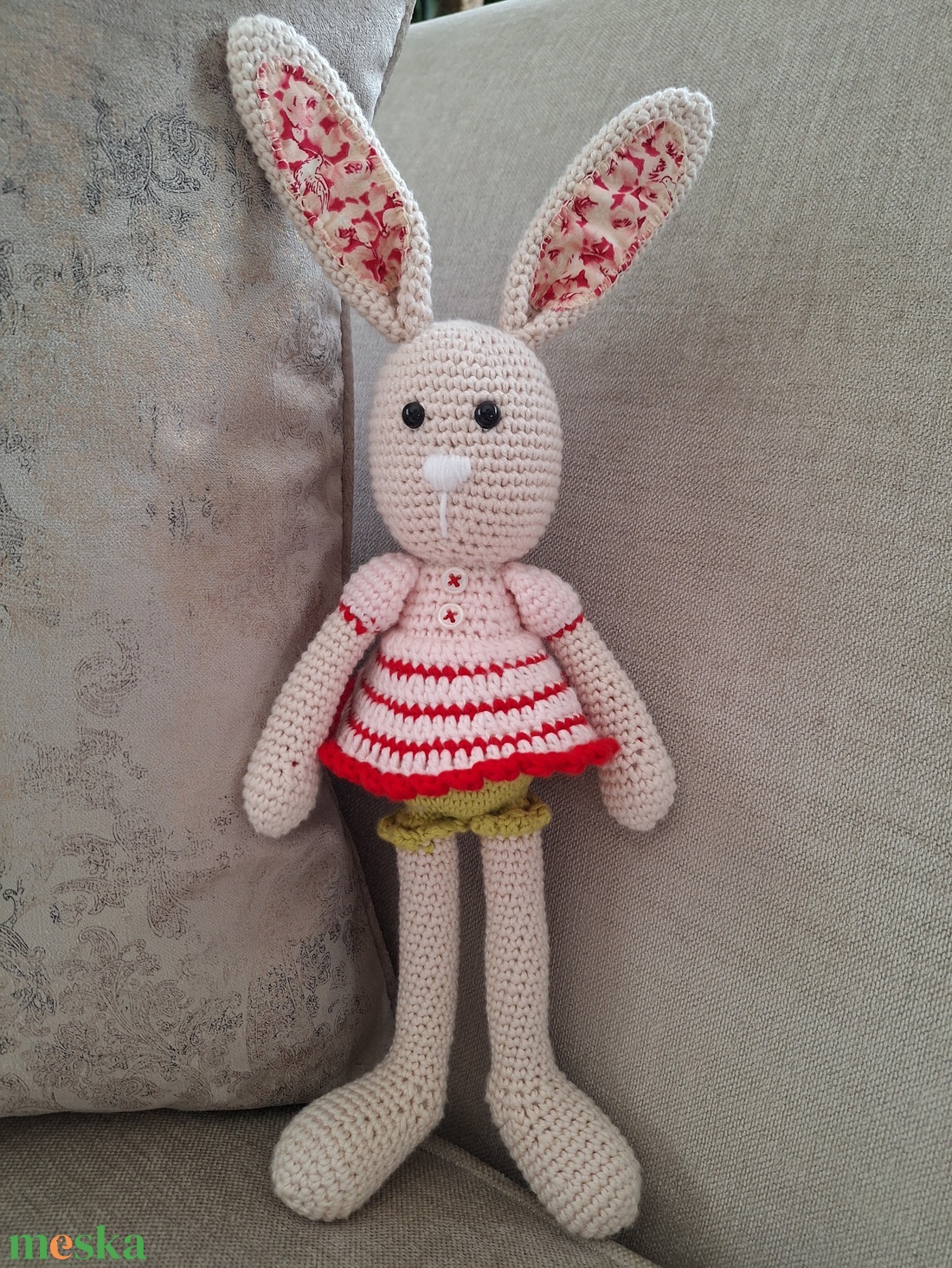 Horgolt nyuszilány - játék & sport - plüssállat & játékfigura - nyuszi - Meska.hu