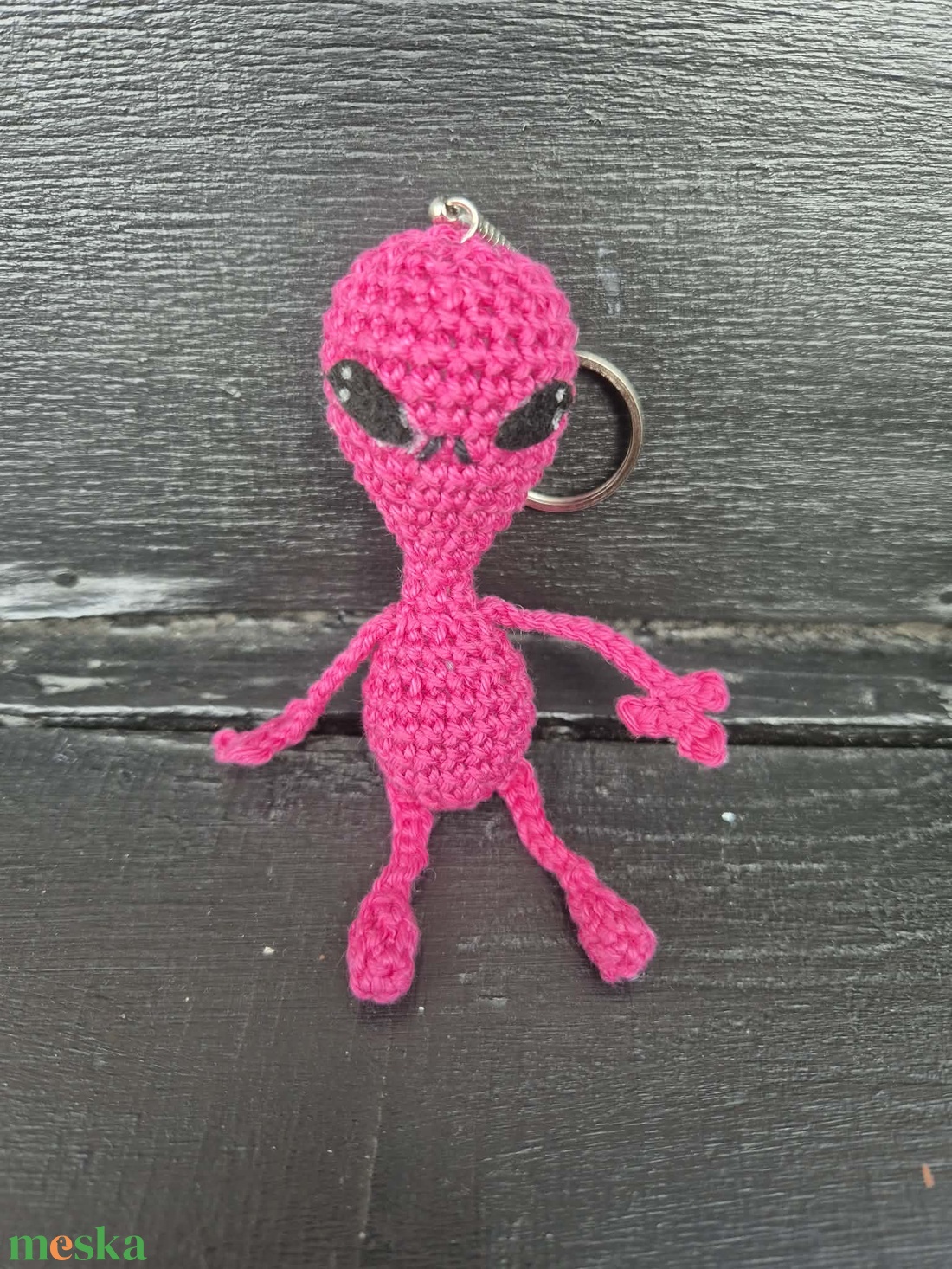 Uv Rózsaszín Ufo horgolt kulcstartó - táska & tok - kulcstartó & táskadísz - kulcstartó - Meska.hu