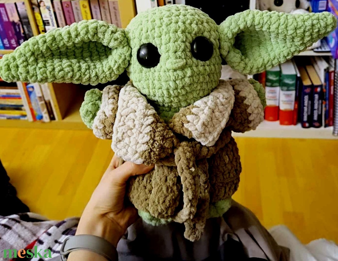 Horgolt Baby Yoda - játék & sport - plüssállat & játékfigura - más figura - Meska.hu