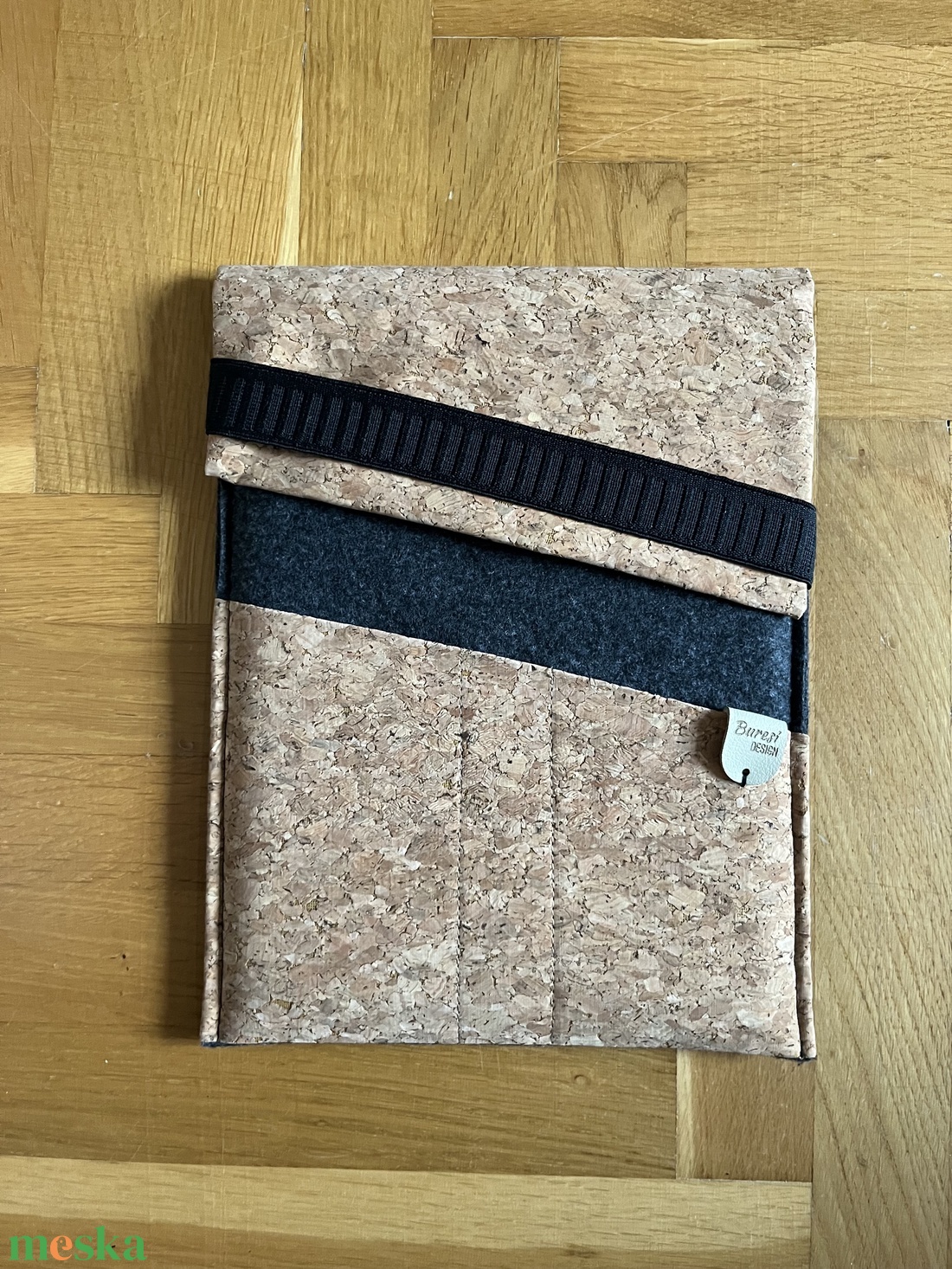 Tablet tartó - táska & tok - ebook & tablet tok - Meska.hu