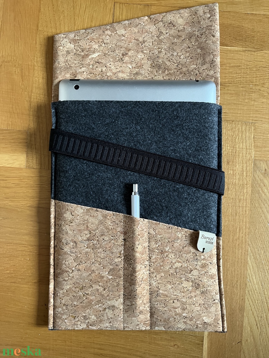 Tablet tartó - táska & tok - ebook & tablet tok - Meska.hu