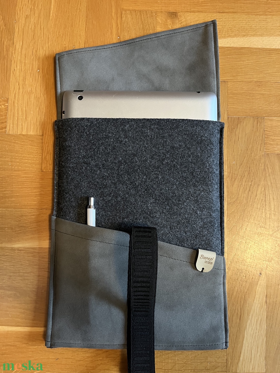 Tablet tartó - táska & tok - ebook & tablet tok - Meska.hu