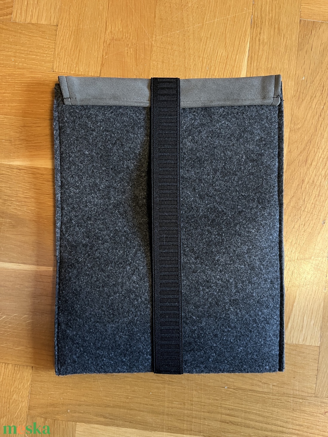 Tablet tartó - táska & tok - ebook & tablet tok - Meska.hu