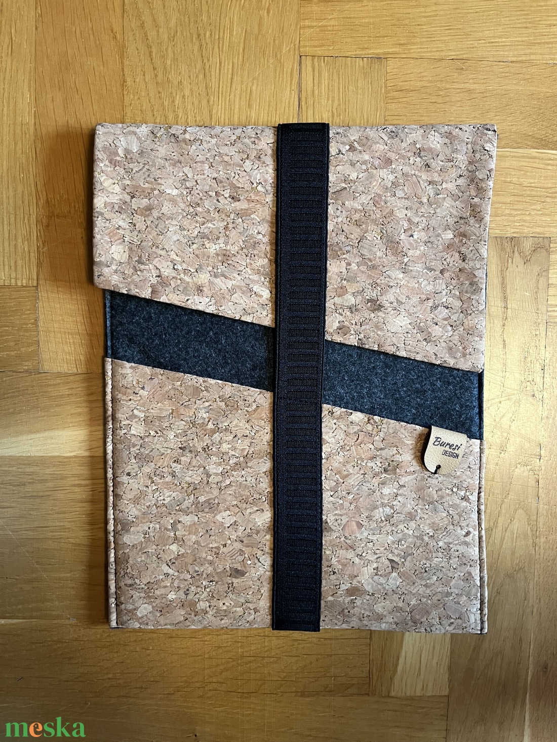 Tablet tartó - táska & tok - ebook & tablet tok - Meska.hu