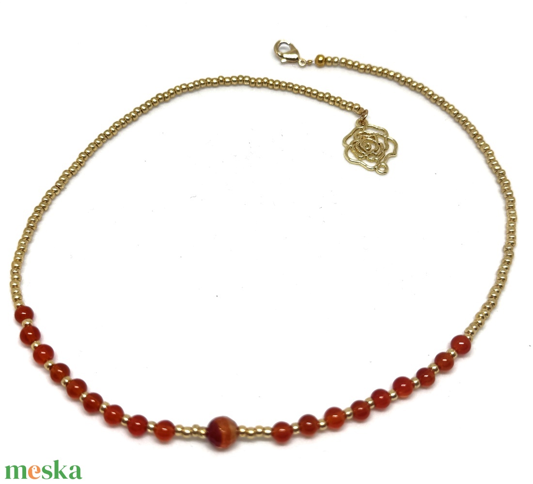 Karneol choker rejtett arany rózsával - ékszer - nyaklánc - medál nélküli nyaklánc - Meska.hu