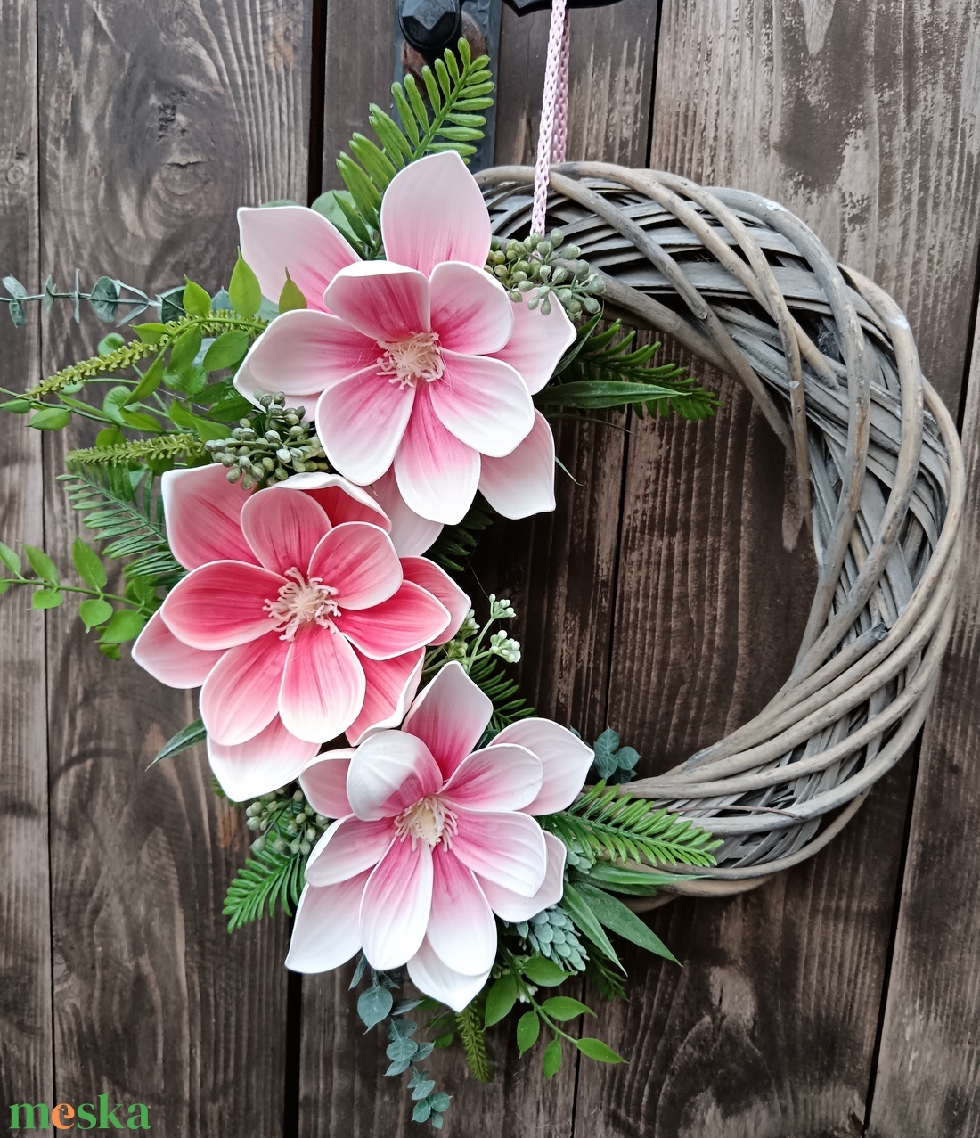 Tavaszi ajtódísz/kopogtató magnóliával - otthon & életmód - dekoráció - ajtó- és ablak dekoráció - ajtódísz & kopogtató - Meska.hu