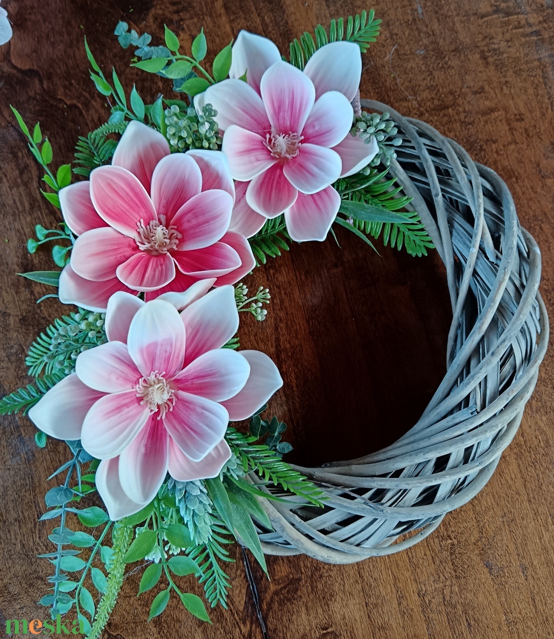 Tavaszi ajtódísz/kopogtató magnóliával - otthon & életmód - dekoráció - ajtó- és ablak dekoráció - ajtódísz & kopogtató - Meska.hu