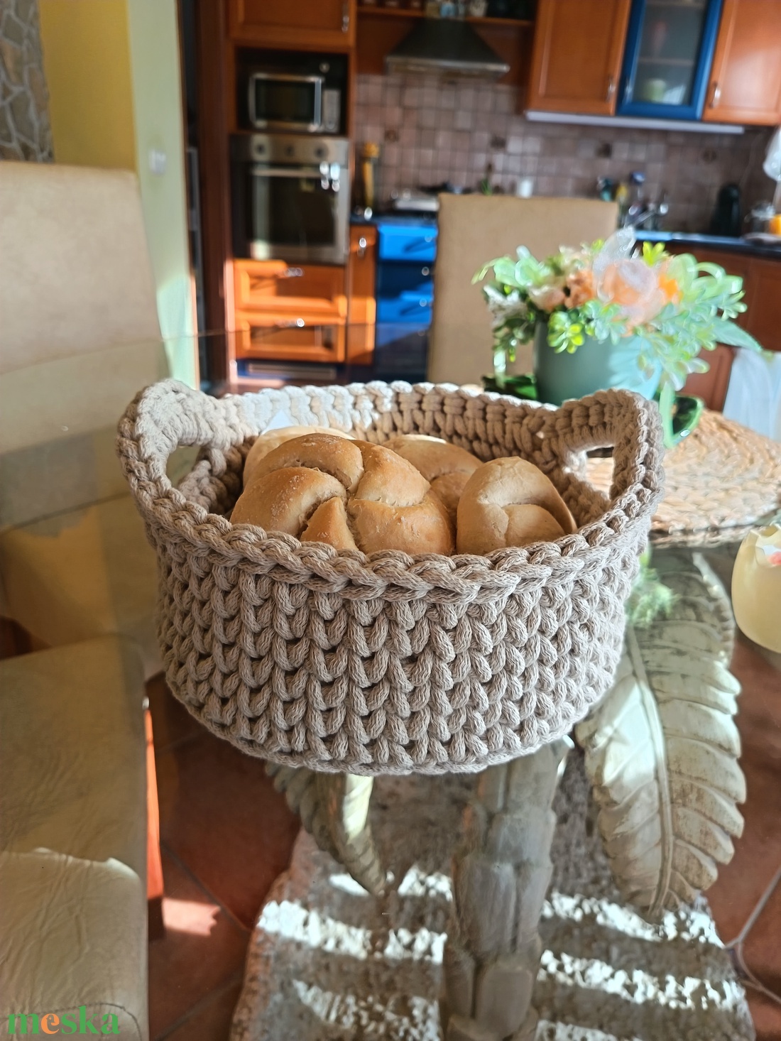 Natúr horgolt tároló kosár fülekkel  újrahasznosított pamut zsinórfonalból, kézműves lakásdekoráció - otthon & életmód - tárolás & rendszerezés - tárolókosár - Meska.hu