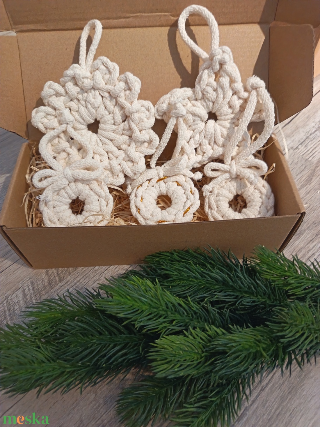 Horgolt karácsonyfadísz készlet  - karácsony - karácsonyi lakásdekoráció - karácsonyfadíszek - Meska.hu