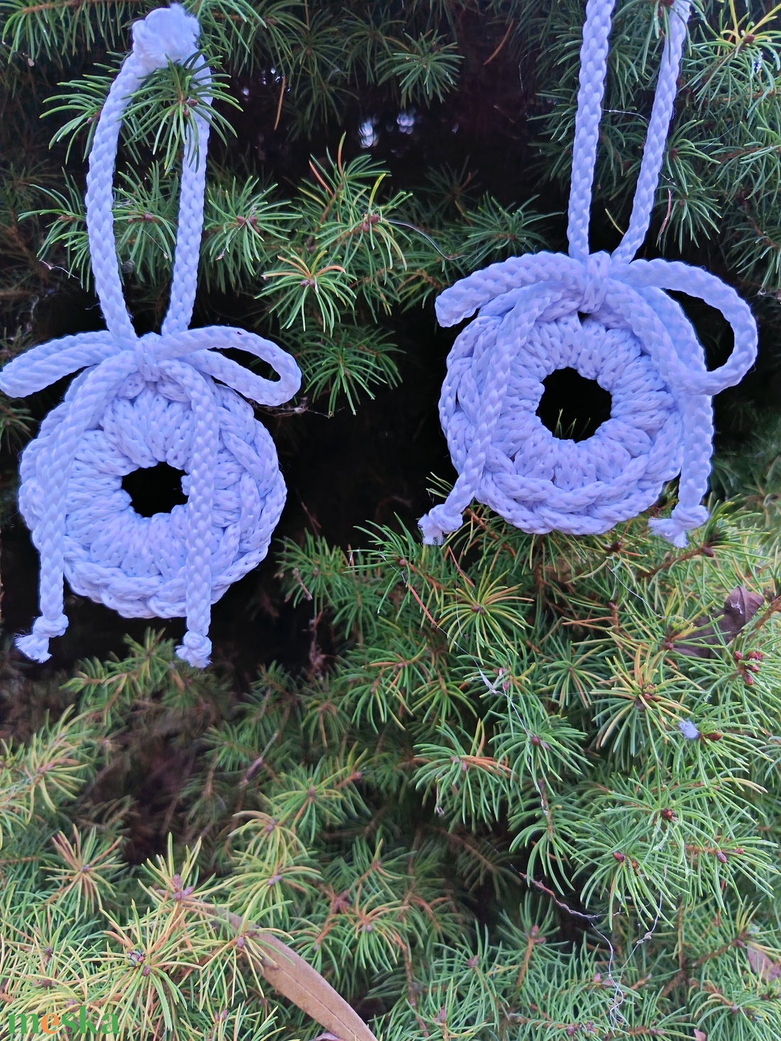 Horgolt karácsonyfadísz készlet - 3 db-os  - karácsony - karácsonyi lakásdekoráció - karácsonyfadíszek - Meska.hu