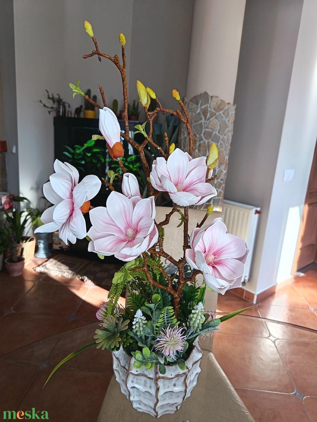 Magnólia kompozíció különleges kerámiakaspóban  - otthon & életmód - dekoráció - asztal és polc dekoráció - asztaldísz - Meska.hu