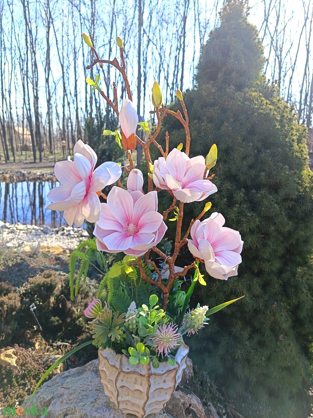 Magnólia kompozíció különleges kerámiakaspóban  - otthon & életmód - dekoráció - asztal és polc dekoráció - asztaldísz - Meska.hu