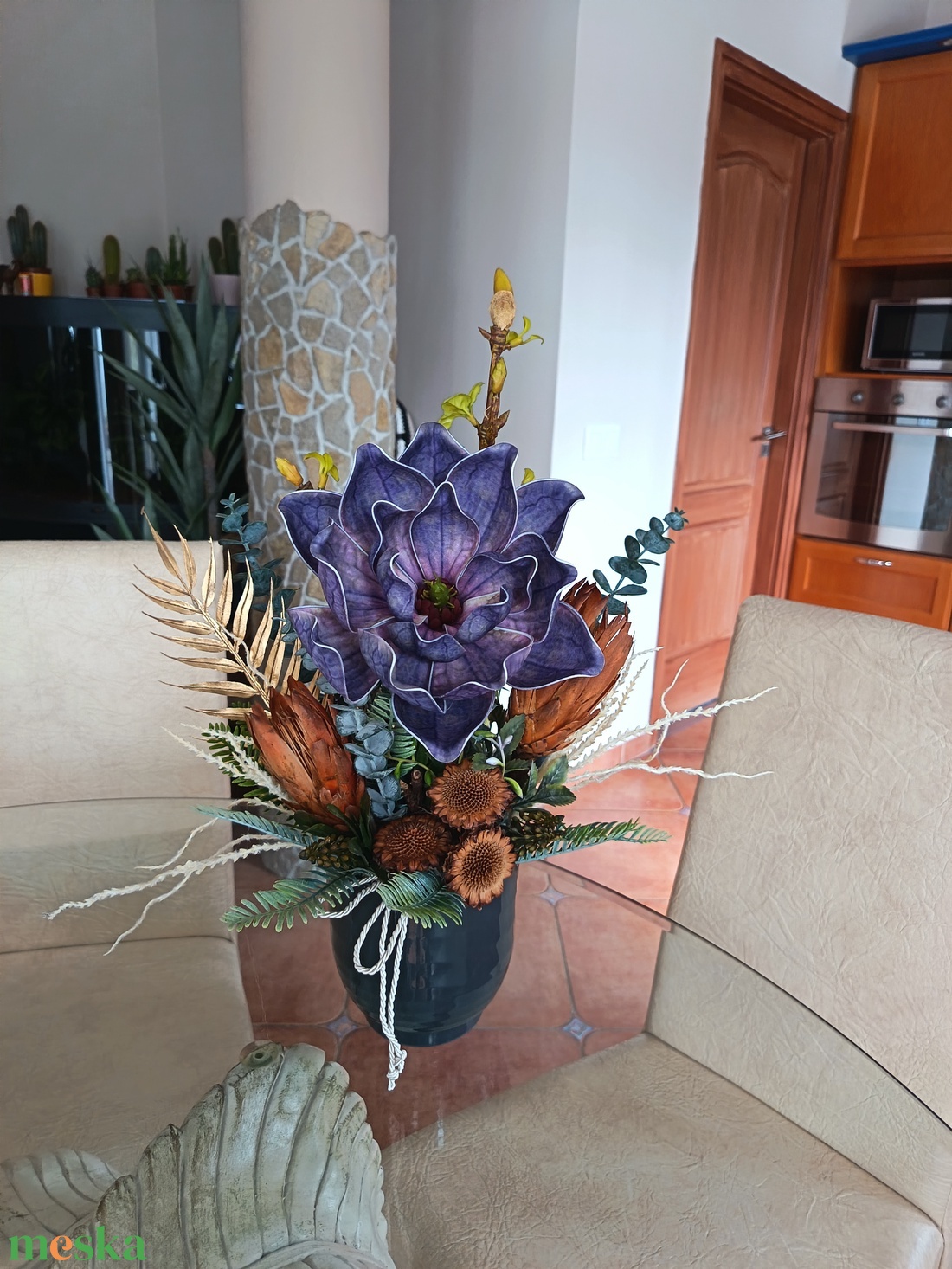 Különleges magnóliás-proteás kompozíció  - otthon & életmód - dekoráció - asztal és polc dekoráció - asztaldísz - Meska.hu