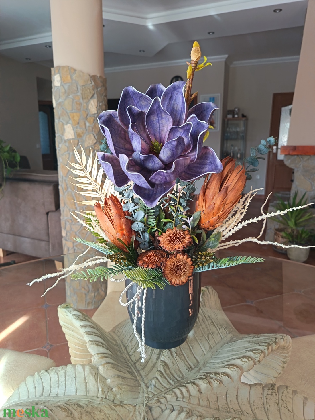 Különleges magnóliás-proteás kompozíció  - otthon & életmód - dekoráció - asztal és polc dekoráció - asztaldísz - Meska.hu