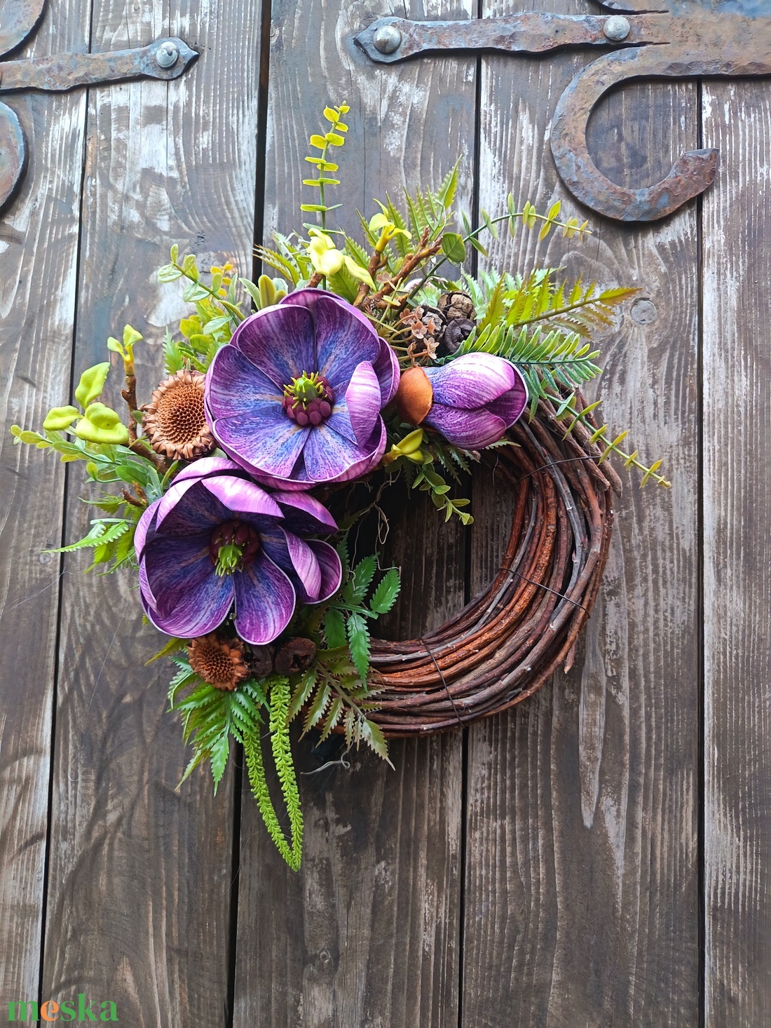 Lila magnóliás kézműves kopogtató  - otthon & életmód - dekoráció - ajtó- és ablak dekoráció - ajtódísz & kopogtató - Meska.hu