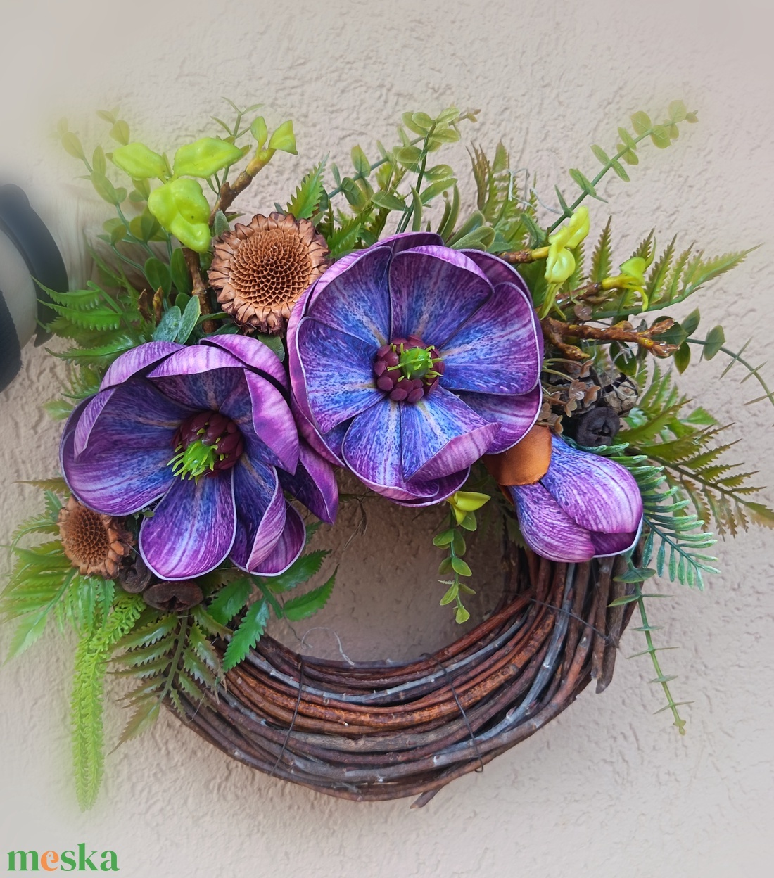 Lila magnóliás kézműves kopogtató  - otthon & életmód - dekoráció - ajtó- és ablak dekoráció - ajtódísz & kopogtató - Meska.hu