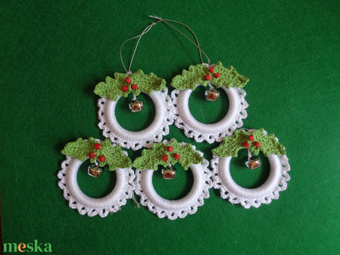 Horgolt adventi koszorú (15 db) - karácsony - karácsonyi lakásdekoráció - karácsonyi ajtódíszek - Meska.hu Horgolt adventi koszorú (15 db) - karácsony - karácsonyi lakásdekoráció - karácsonyi ajtódíszek - Meska.hu