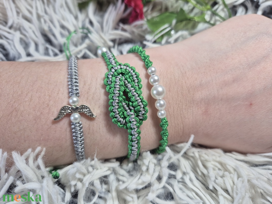 Makramé karkötő szett - ékszer - karkötő - charm karkötő - Meska.hu