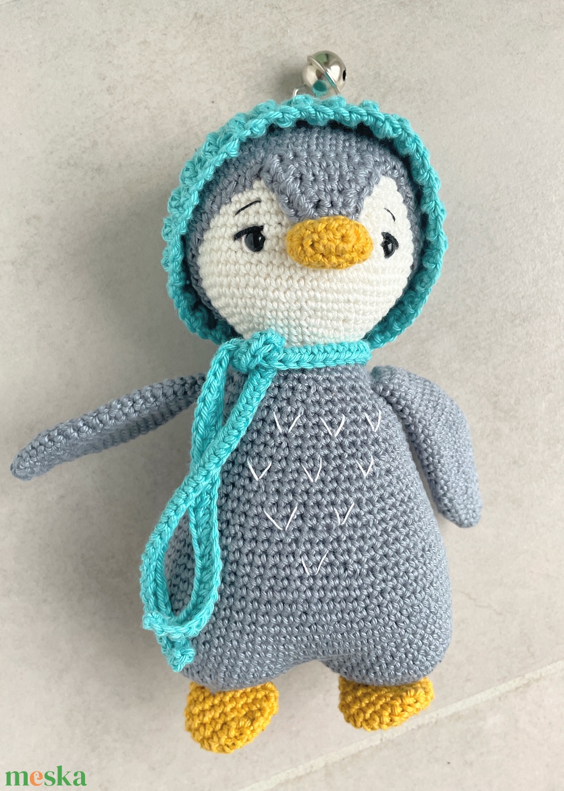 Horgolt pingvin sállal és sapkával - játék & sport - plüssállat & játékfigura - más figura - Meska.hu