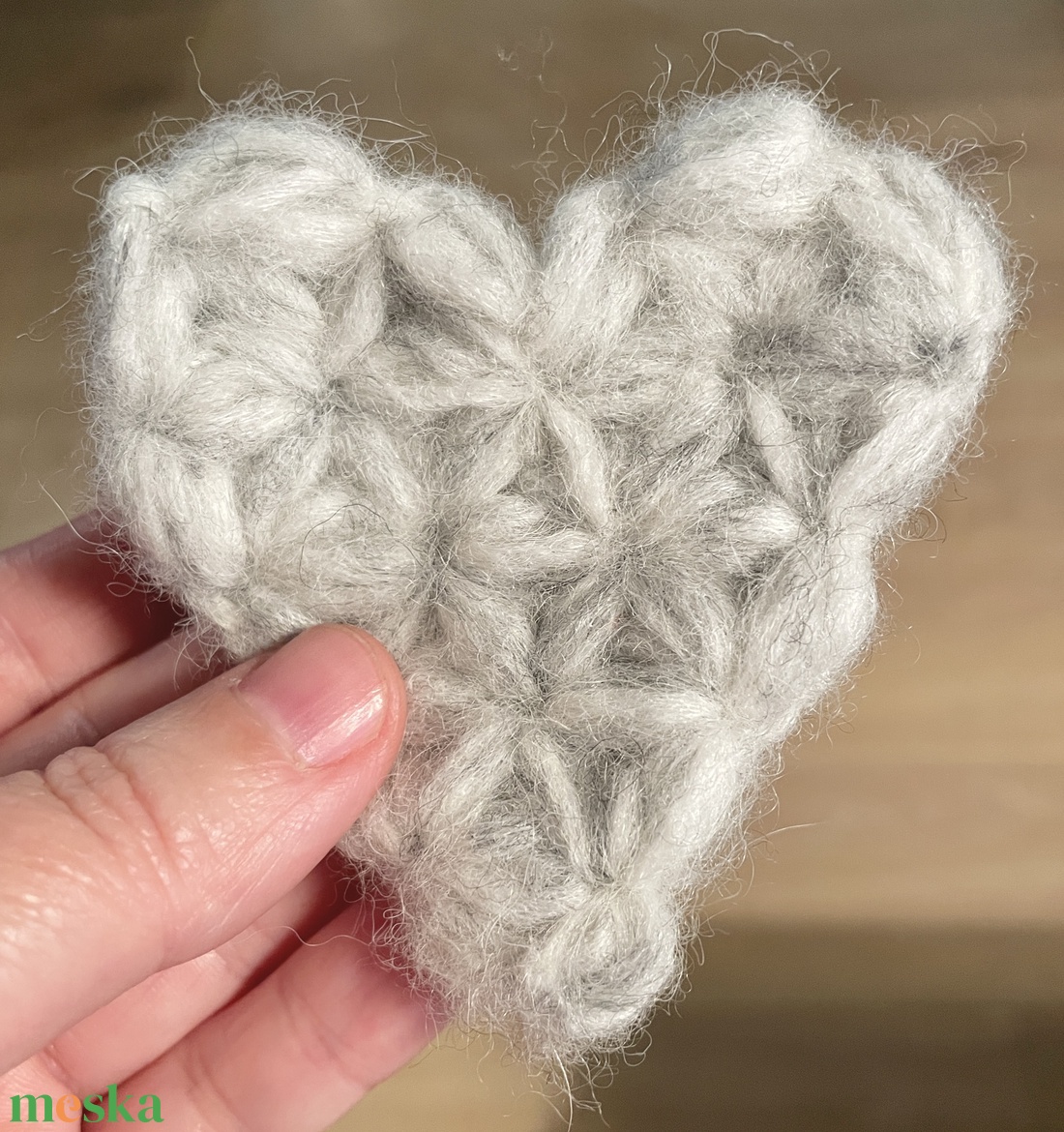 Horgolt szív dísz - esküvő - dekoráció - helyszíni dekor - Meska.hu