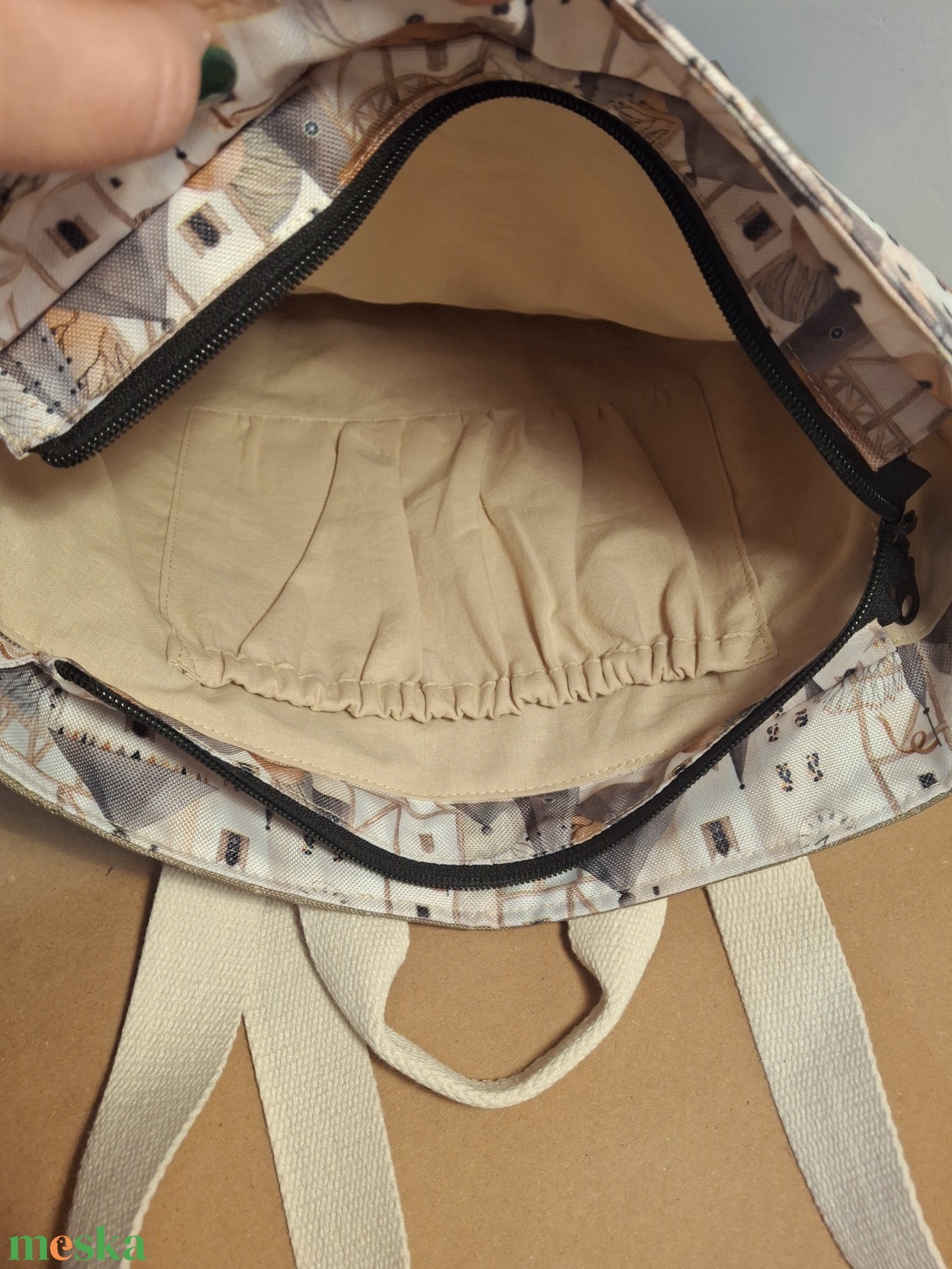 Hátitáska  - táska & tok - hátizsák - hátizsák - Meska.hu