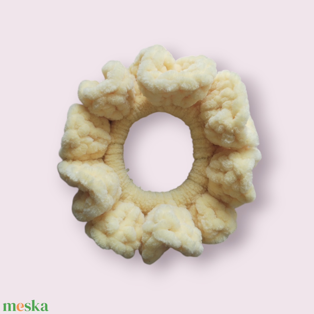 Bársony scrunchie - Sárga - ruha & divat - hajdísz & hajcsat - hajgumi - Meska.hu Bársony scrunchie - Sárga - ruha & divat - hajdísz & hajcsat - hajgumi - Meska.hu
