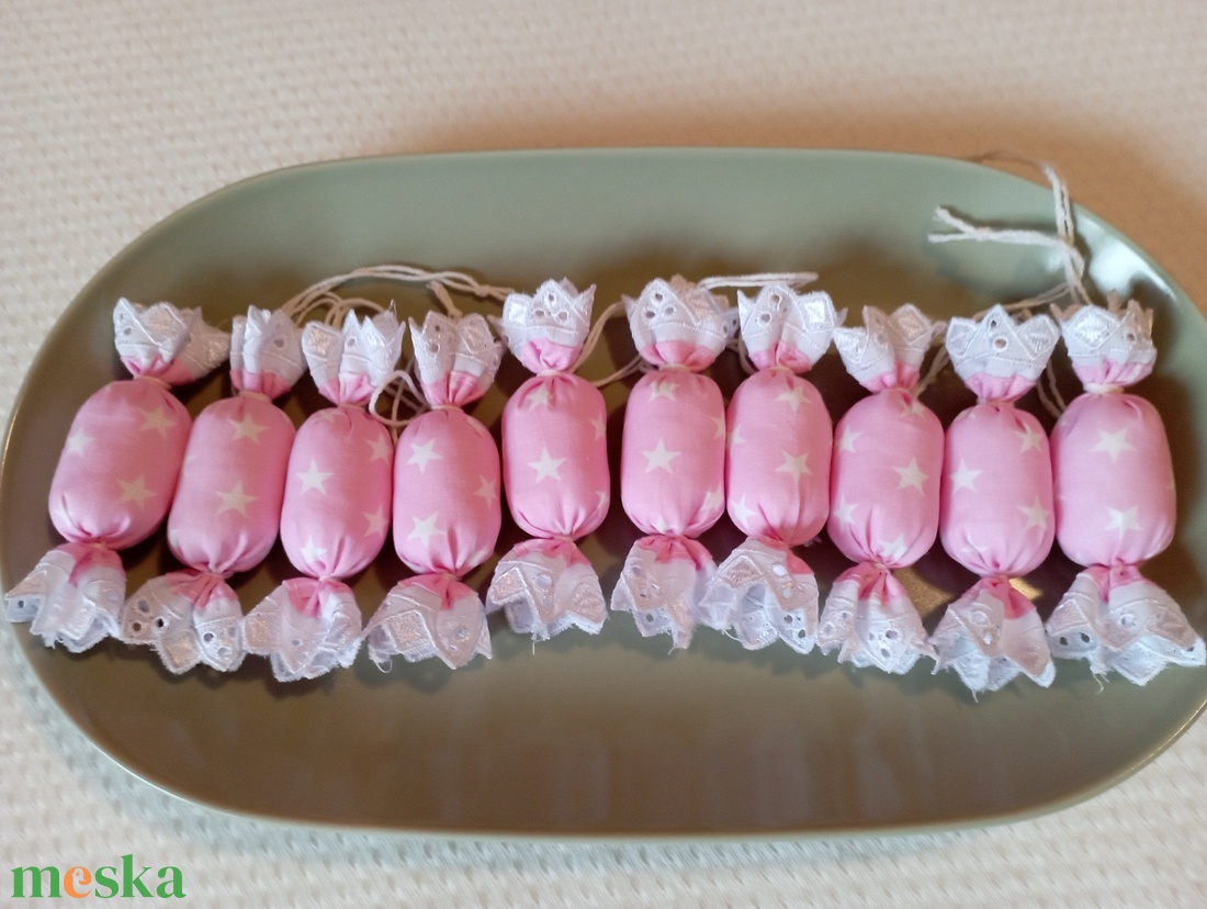 Csillagos textil szaloncukor  - karácsony - karácsonyi lakásdekoráció - karácsonyfadíszek - Meska.hu Csillagos textil szaloncukor  - karácsony - karácsonyi lakásdekoráció - karácsonyfadíszek - Meska.hu