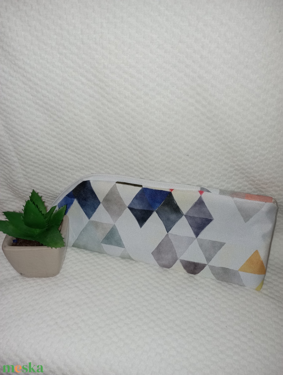 Háromszög mintás evőeszköz tartó  - táska & tok - uzsonna- & ebéd tartó - evőeszköz tartó - Meska.hu Háromszög mintás evőeszköz tartó  - táska & tok - uzsonna- & ebéd tartó - evőeszköz tartó - Meska.hu