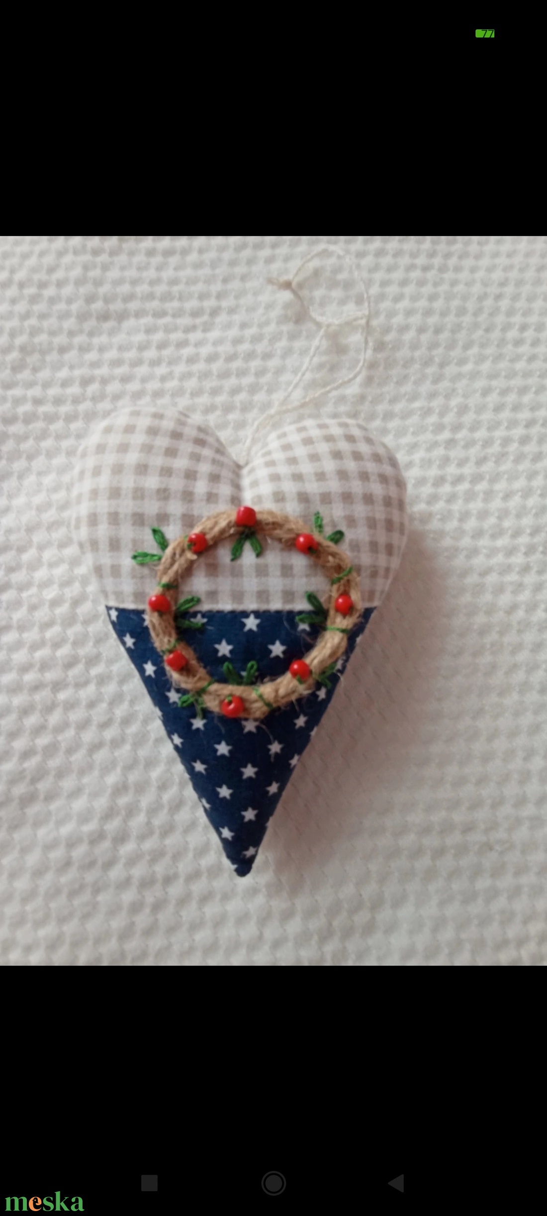 Hímzett koszorúval díszített dekorációs figurák - otthon & életmód - dekoráció - dísztárgy - Meska.hu Hímzett koszorúval díszített dekorációs figurák - otthon & életmód - dekoráció - dísztárgy - Meska.hu