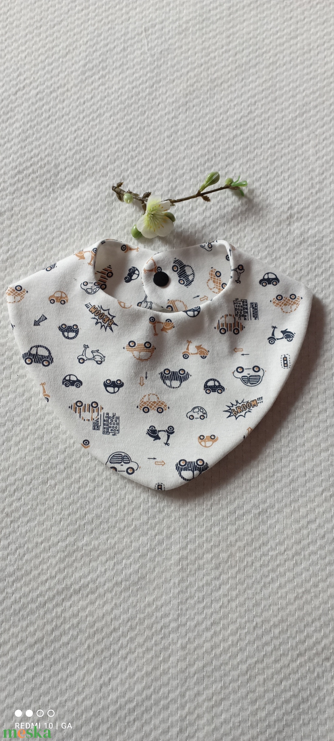 Kisfiús nyálkendő  - baba - mama - babaruházat - nyálkendő - Meska.hu