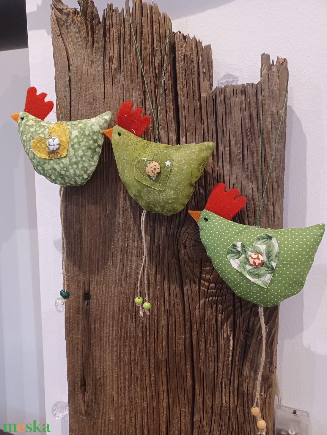 Textil tyúkocskák. Lakásdekoráció , húsvéti dekor. Egyedi darabok. Vászon dekoráció  - otthon & életmód - dekoráció - fali és függő dekoráció - függődísz - Meska.hu